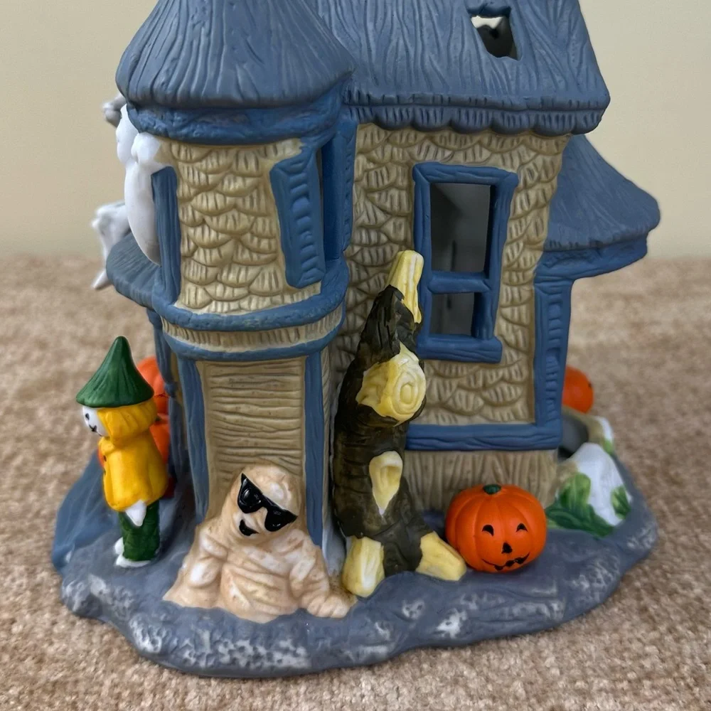 PartyLite Retired Ceramic Haunted Halloween Tealight Candle House